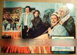 Efemera - HER GÖNÜLDE BİR ASLAN YATAR FİLMİNİN LOBİ KARTI - NO: 3 - ZEKİ ALASYA, METİN AKPINAR, SELMA GÜNERİ - kitantik - kitaLog