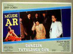 Efemera - GÜNEŞİN TUTULDUĞU GÜN FİLMİNİN LOBİ KARTI- NO: 2 - kitantik - kitaLog
