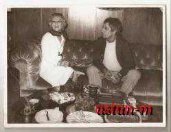 GÖNÜL YAZAR İLE NEJAT UYGUR ÇAY SAATİ FOTOĞRAFI...