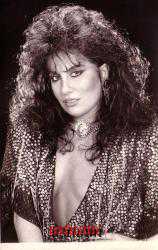 GÜLİSTAN OKAN ORİJİNAL FOTOĞRAF...