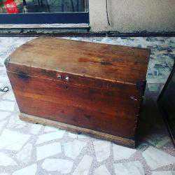 Antika - Eskilerden ceviz ahşap sandık. ELDEN TESLİM - kitantik - kitaLog