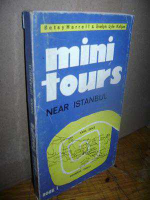 Mini tours. Mini tours. Город шорлайн. Mini tours. Bus trip.