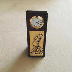 ATATÜRK KOCATEPE GÖRSELLİ AHŞAP MASA SAATİ - ROZET - MADALYA A7401 İNDİRİMLİ FİYAT