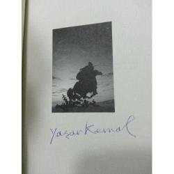 İnce Memed YKY 50. Yıl Özel Ciltli Kutulu Baskı Yaşar Kemal İMZALI