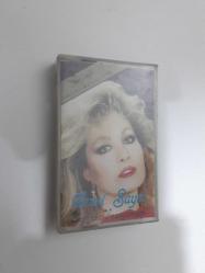 SEVGİSİZ YAŞAYAMAM - EMEL SAYIN - KASET