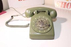 Antika - Nostaljik Netaş Zor Bulunan Çevirmeli Yeşil Telefon.Adeta Hiç Kullanılmamış - kitantik - kitaLog