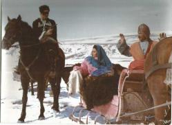 FOTOĞRAF - SİNEMA FİLMİ / KAFKAS KARTALI 1968 - FATMA GİRİK / FİKRET HAKAN (2 ADET RESİM)