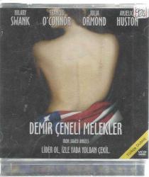 DEMİR ÇENELİ MELEKLER - Iron Jawed Angels, Katja von Garnier'in yönettiği 2004 Amerikan tarihi drama filmi. Filmin başrol oyuncusu Hilary Swank'ı Alice Boğazı, Paul O'Connor, aktivist Lucy Burns, Julia Ormond ve Inez Milholland, Anjelica Huston ise Carrie Chapman Catt