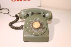 Antika - Eski Zor Bulunan Yeşil Nostaljik Retro Telefon.Sorunsuz Hat Kablosu Dahi Duruyor - kitantik - kitaLog