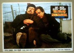 Efemera - YANLIŞ NUMARA FİLMİNİN LOBİ KARTI - NO: 9 OYNAYANLAR: ZEKİ ALASYA, METİN AKPINAR - YÖNETMEN: ZEKİ ALASYA - kitantik - kitaLog