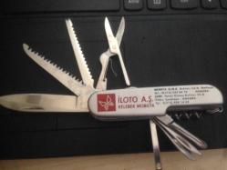 İLOTO A.Ş. KELEBEK MOBİLYA HEDİYESİ - BARDAK VE ÇOK AMAÇLI KULLANILABİLEN İSVİÇRE ÇAKISI - KUTULU