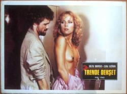 Efemera - TRENDE DEHŞET FİLMİNİN EROTİK LOBİ KARTI - SILVIA DIONISIO, ZORA KEROVA - NO: 1 - kitantik - kitaLog