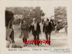 4 ADET ADNAN KAŞIKÇI TÜRKİYE ZİYARETİ ORİJİNAL BÜYÜK BOY FOTOĞRAFLAR...