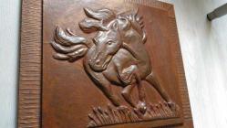 54 X 49 CM. KABARTMA BAKIR HIRÇIN AT TABLOSU...