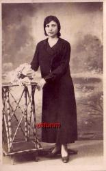 GÜZEL BAYAN STÜDYO FOTOĞRAFI...