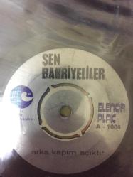 Şen Bahriyeliler Üçün Biri - Arka Kapım Açıktır