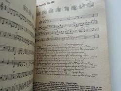 The Beatles Avni Ozan Türkçesiyle Bütün Şarkıları Notaları Akorları Sözleri ( 1984 )