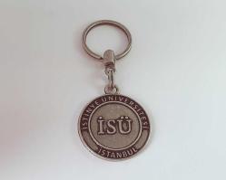 İSTANBUL İSTİNYE ÜNİVERSİTESİ ANAHTARLIK - ROZET - MADALYA B3212 İNDİRİMLİ FİYAT