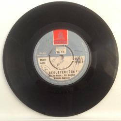 Mustafa Sağyaşar - Saçının tellerine gönlümü taktı kader / Bekleyeceğim / 45'lik