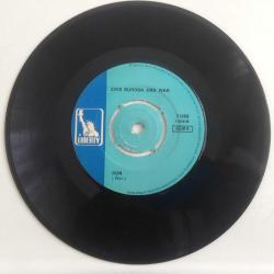 Eric Burdon & War - Black on black in black / Paint it black / Gun