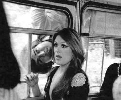 Bardak Altlığı -Filim Afişleri: Ah Nerede?