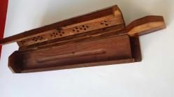 Tütsü Yakma Kutusu; Tütsülük