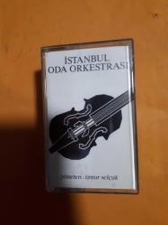 İstanbul Oda Orkestrası (Yöneten: Timur Selçuk)
