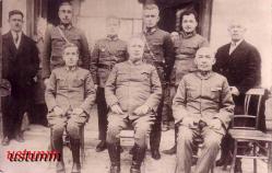 Efemera - BİR ,İKİ VE ÜÇ YILDIZLI ESKİ SUBAYLAR FOTOĞRAFI... - kitantik - kitaLog