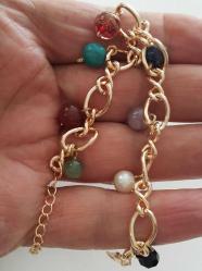 ORTA DÖNEM MÜTHİŞ İŞÇİLİKLİ ORİJİNAL ŞİFALI DEĞİŞİK TAŞLI BİLEKLİK ŞŞ1AA2