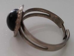 BRONZ PİRİNÇ GÜMÜŞ KARIŞIMI ESKİ ANTİK DÖNEM EL YAPIMI ORİJİNAL KATALİN TAŞLI MUHTEŞEM YÜZÜK 2BCD1A NADİR