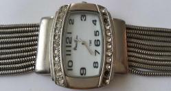 JAPONYA-ÇİN CUMHURİYETİ PIERRE RUCCI MARKA PİLLİ ORİJİNAL HARİKA BAYAN KOL SAATİ 2B1A1A1 ÇOK NADİR