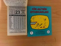 23 Haziran 1999 hediyelik orijinal Fazilet takvim yaprağı (Cin Ali kitabı hediyeli:)