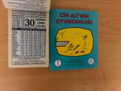30 Haziran 1999 hediyelik orijinal Fazilet takvim yaprağı (Cin Ali kitabı hediyeli:)