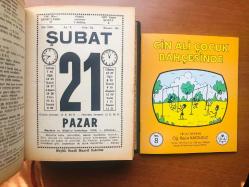 21 Şubat 1982 hediyelik orijinal Saatli Maarif takvim yaprağı (Cin Ali kitabı hediyeli:)