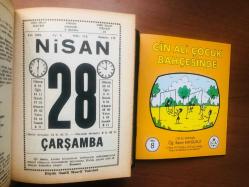 28 Nisan 1982 hediyelik orijinal Saatli Maarif takvim yaprağı (Cin Ali kitabı hediyeli:)
