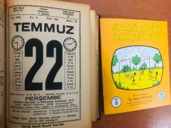 22 Temmuz 1982 hediyelik orijinal Saatli Maarif takvim yaprağı (Cin Ali kitabı hediyeli:)