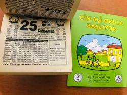 25 Ekim 2000 hediyelik orijinal Türkiye gazetesi takvim yaprağı (Cin Ali kitabı hediyeli:)