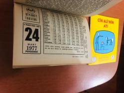 24 Mart 1977 hediyelik orijinal Diyanet takvim yaprağı (Cin Ali kitabı hediyeli:)