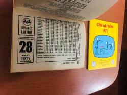 28 Mart 1977 hediyelik orijinal Diyanet takvim yaprağı (Cin Ali kitabı hediyeli:)