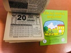 20 Şubat 2002 hediyelik orijinal Türkiye gazetesi takvim yaprağı (Cin Ali kitabı hediyeli:)