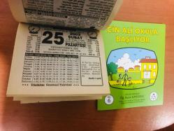 25 Şubat 2002 hediyelik orijinal Türkiye gazetesi takvim yaprağı (Cin Ali kitabı hediyeli:)