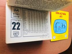 22 Nisan 1977 hediyelik orijinal Diyanet takvim yaprağı (Cin Ali kitabı hediyeli:)