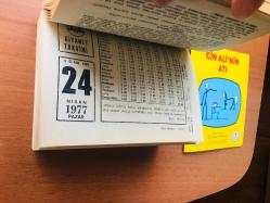 24 Nisan 1977 hediyelik orijinal Diyanet takvim yaprağı (Cin Ali kitabı hediyeli:)