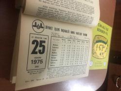 25 Kasım 1975 hediyelik orijinal Diyanet takvim yaprağı (Cin Ali kitabı hediyeli:)