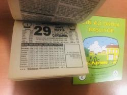 29 Mayıs 2002 hediyelik orijinal Türkiye gazetesi takvim yaprağı (Cin Ali kitabı hediyeli:)