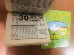 30 Mayıs 2002 hediyelik orijinal Türkiye gazetesi takvim yaprağı (Cin Ali kitabı hediyeli:)