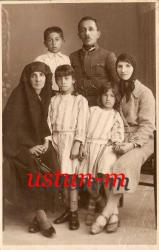 ARKASI OSMANLICA YAZILI SUBAY VE AİLESİNİ FOTOĞRAF...