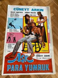 LOT.100 » AŞK PARA YUMRUK FİLMİNİN AFİŞİ OYNAYANLAR: CÜNEYT ARKIN, NİLAY YURTSEV, AHMET MEKİN