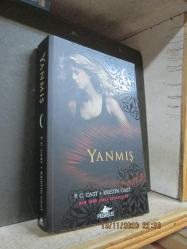 GECE EVİ SERİSİ 7 YANMIŞ