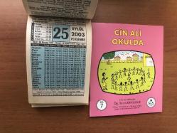 25 Eylül 2003 hediyelik orijinal Fazilet takvim yaprağı (Cin Ali kitabı hediyeli:)